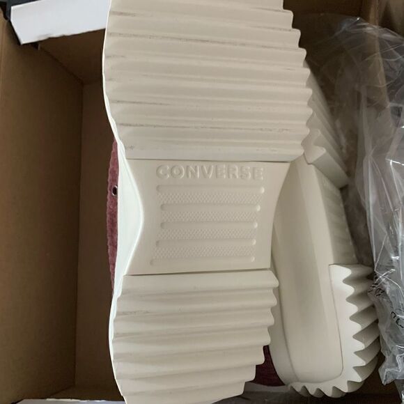 Converse | Run Star Hike High Top Sneaker - Picture 9 of 10